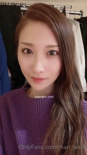 沙发上的骑乘激情